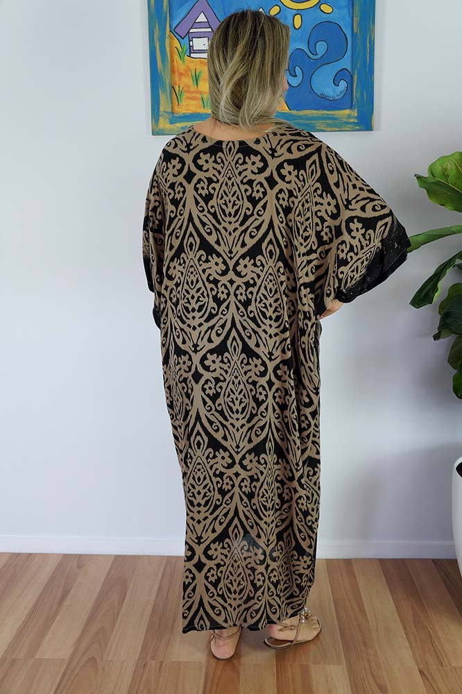 Long Kaftan Pendant
