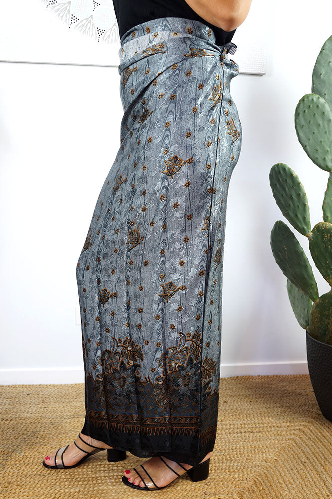 Shiny Batik Sarong