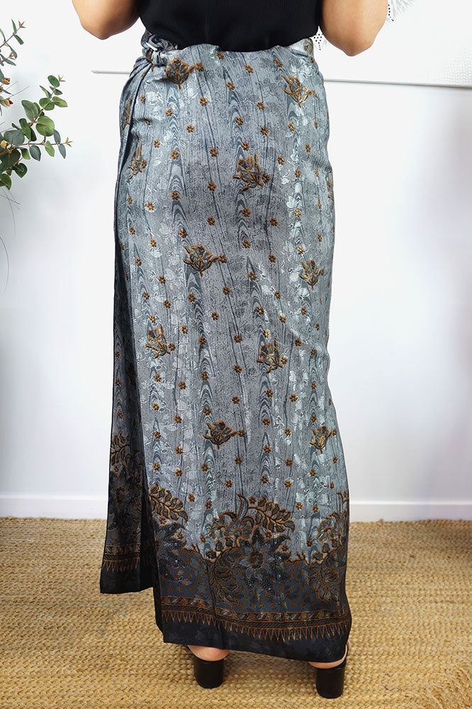 Shiny Batik Sarong