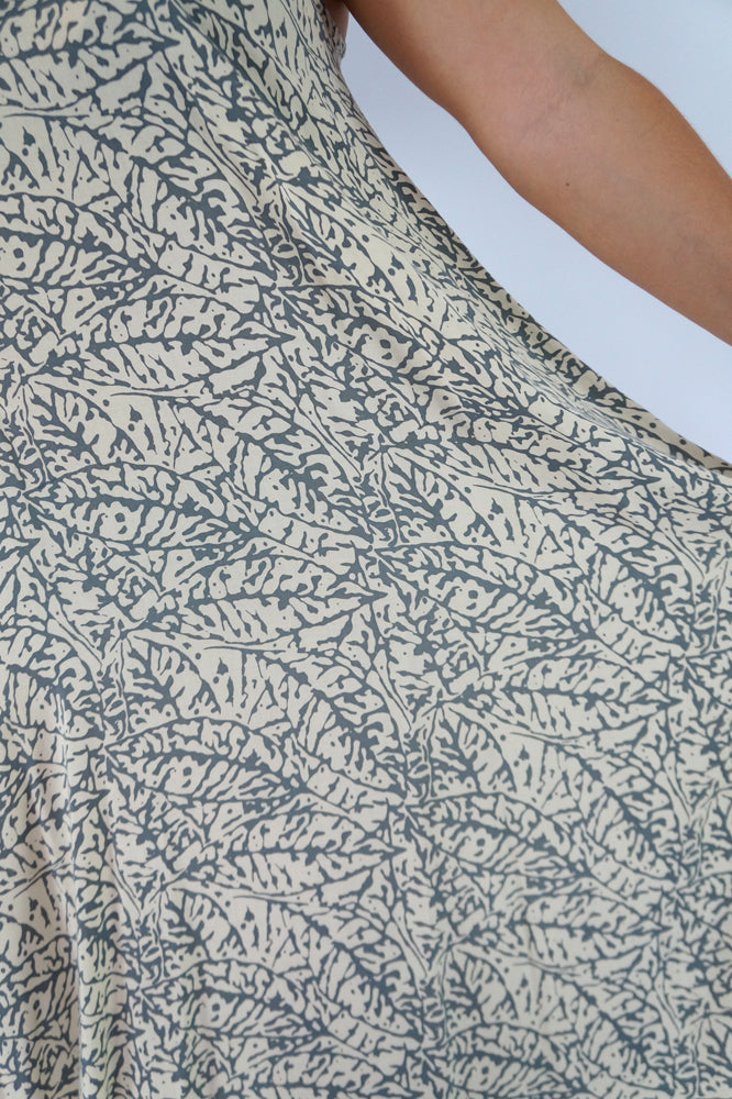 Aura Dress "Fossil" Print