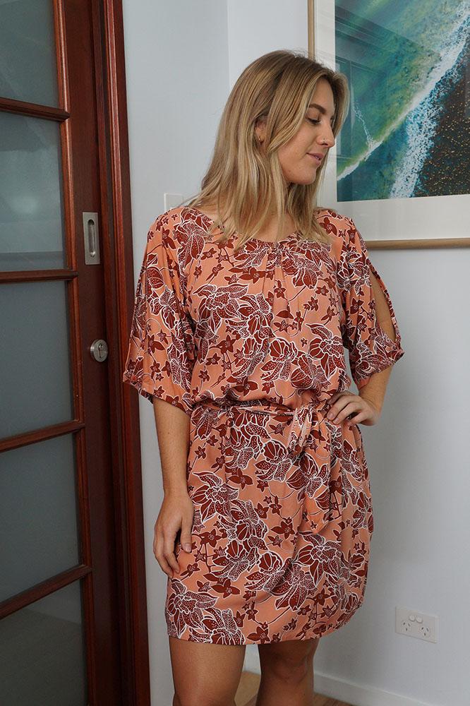 Hayman Dress "Spot Flower"