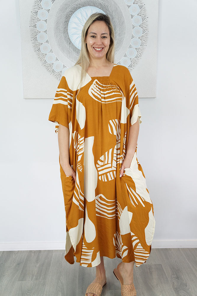 Bermuda Kaftan "Footprints"