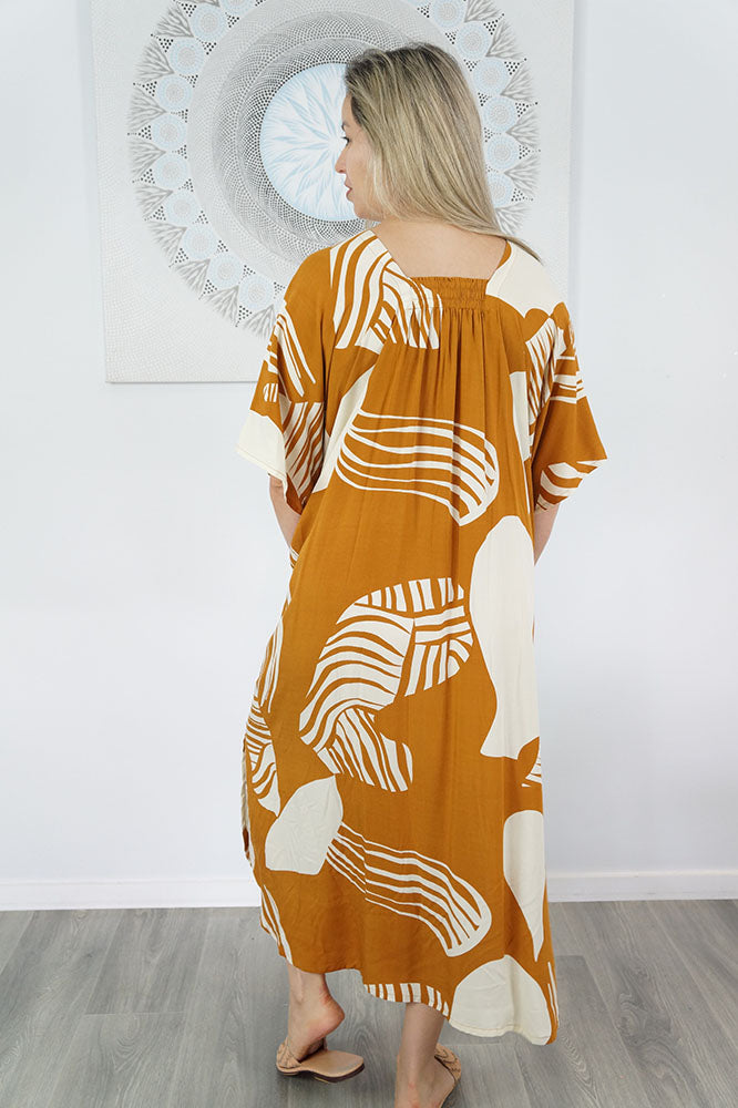 Bermuda Kaftan "Footprints"
