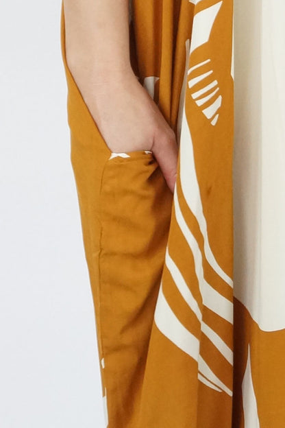 Bermuda Kaftan "Footprints"