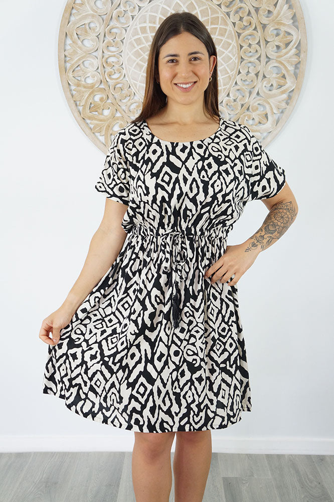 Getaway Dress "Asmat"