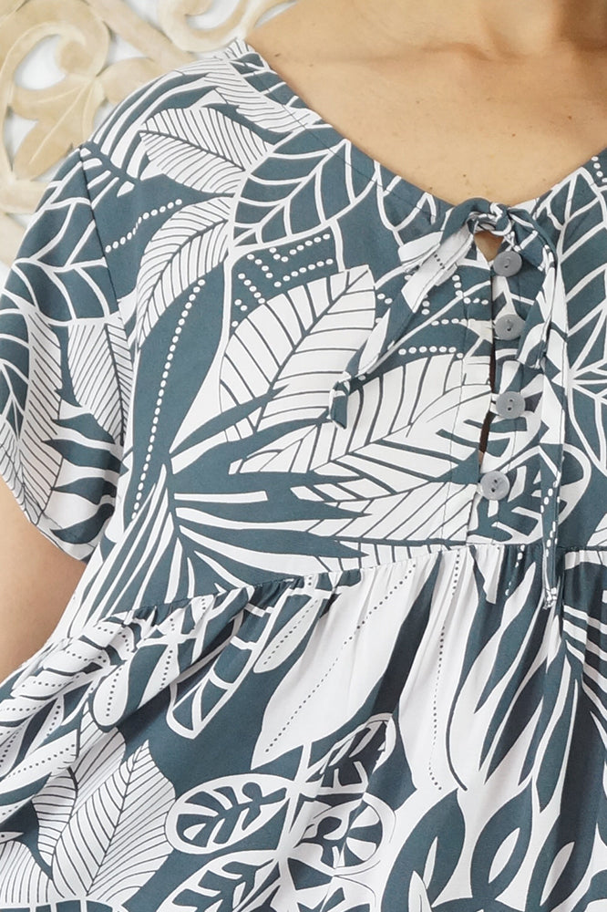 Kiki Dress "Betelnut"