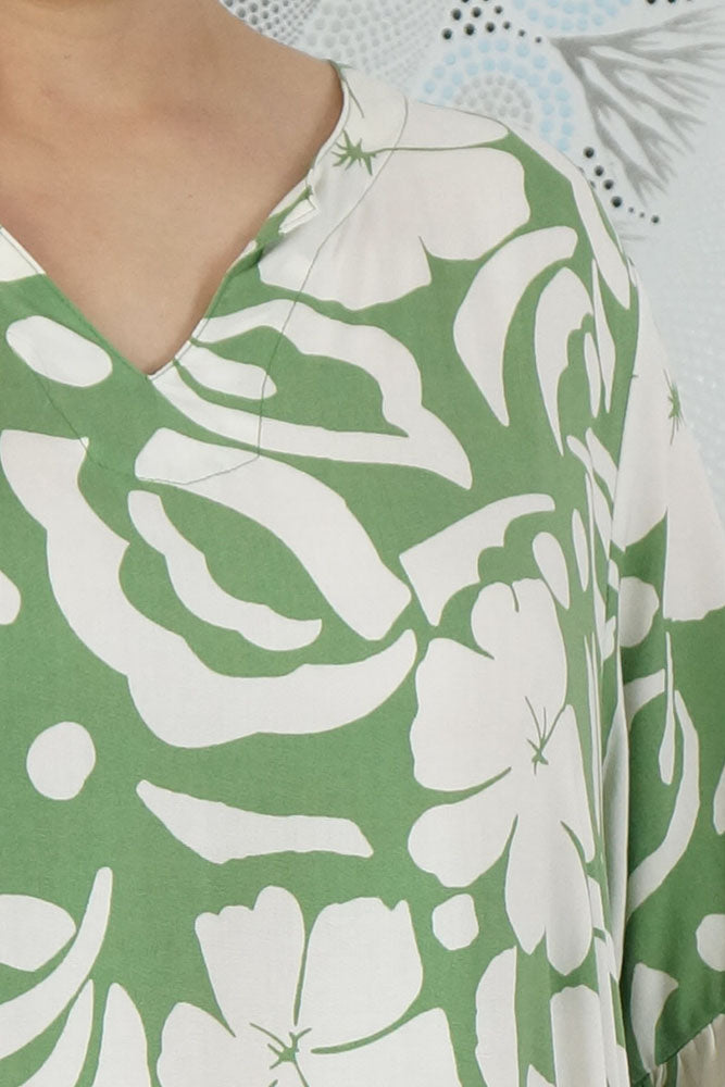 Raglan Tunic "Island Flower"
