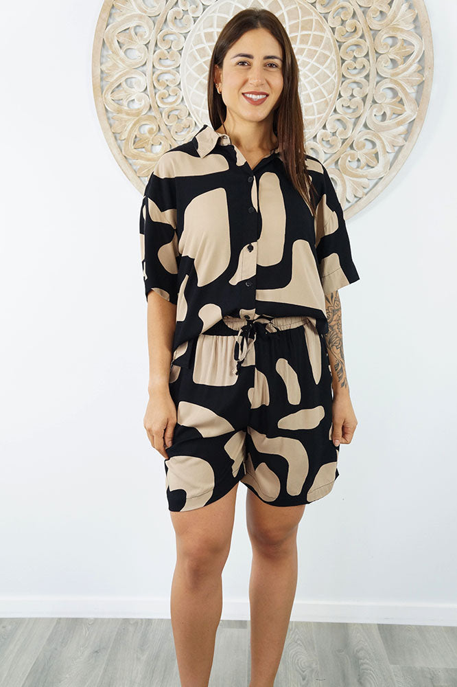 Abbey Shirt & Summer Short "Abstract Geo"