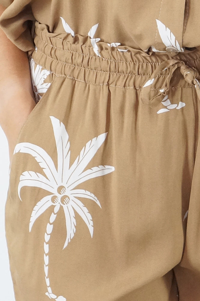 Summer Short "One Palm"