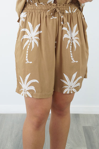 Summer Short "One Palm"