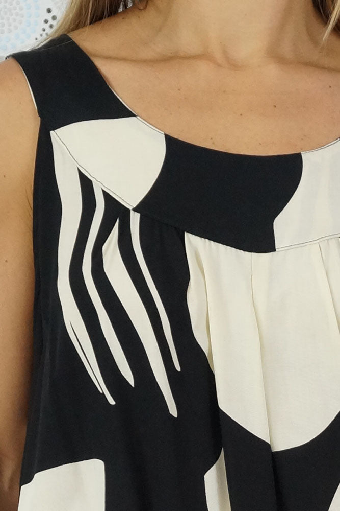 Tahiti Dress  "Footprints"