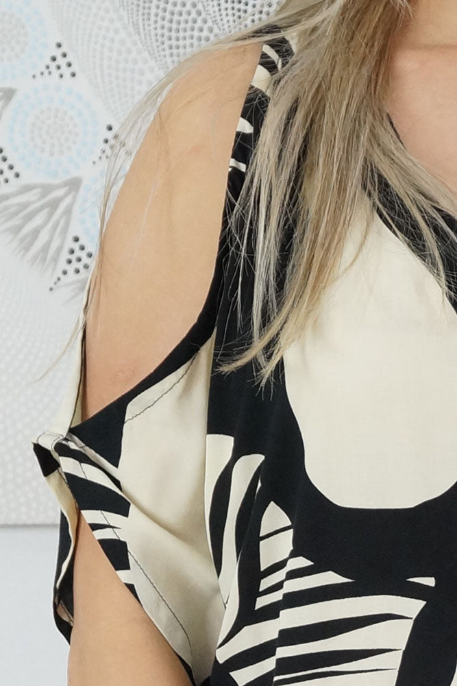 Tea Tree Dress "Footprints"