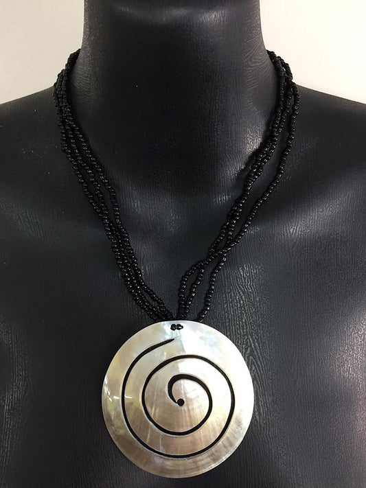 Spiral Black Lip Shell Necklace