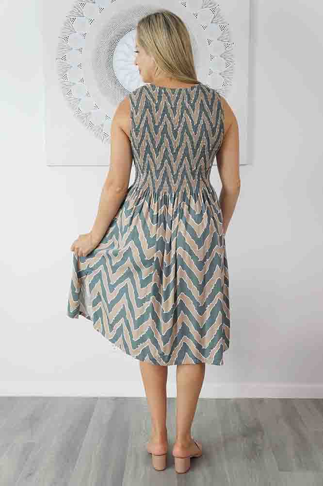 Singlet Smock Dress "Random ZigZag"