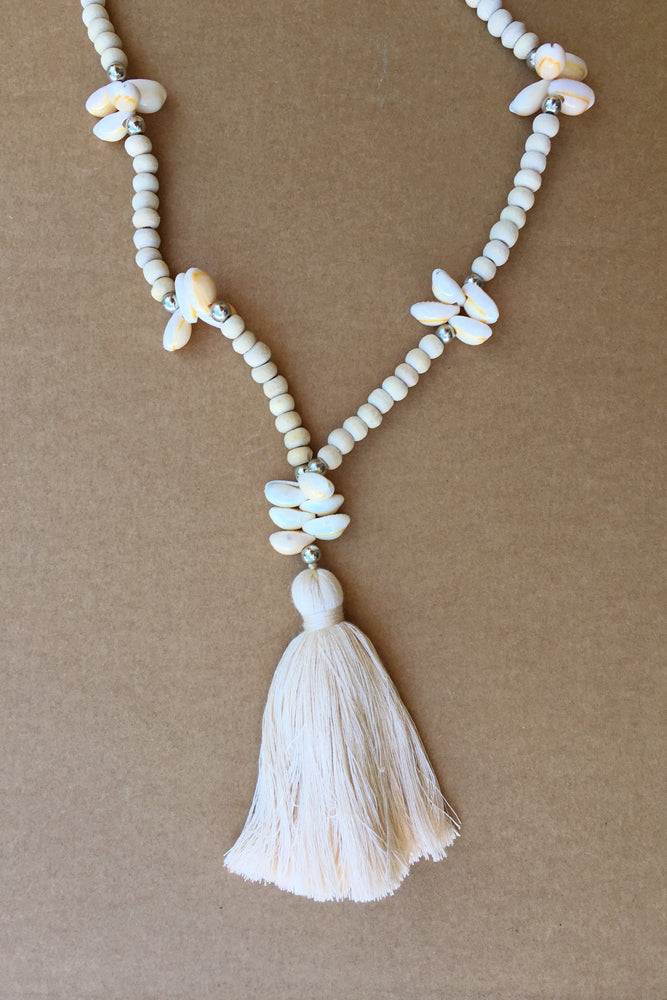 Shell and Wood Necklace